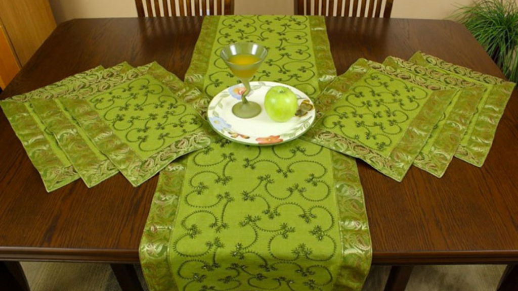 Best out of waste ideas for home decoration Table mats using old sarees.
