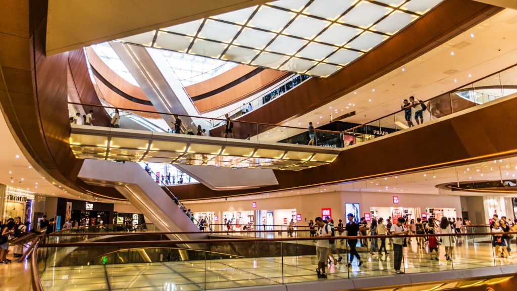 Retail Spaces That Inspire: Elevate Your Brand to New Heights.