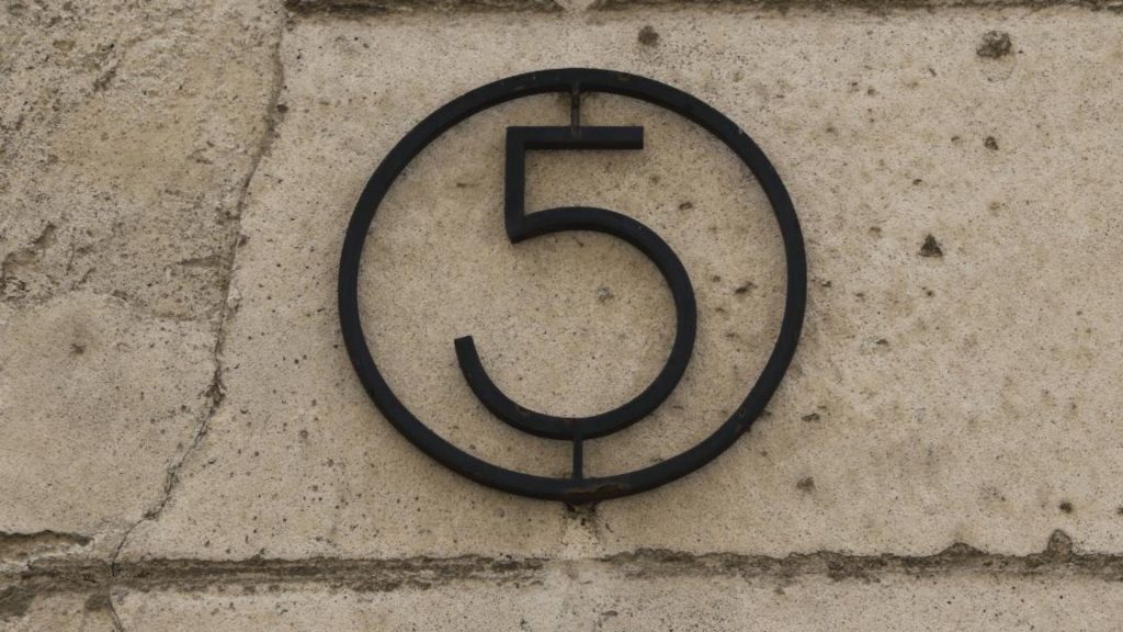 House number 5 is often linked to the concept of freedom, adventure, and exploration.