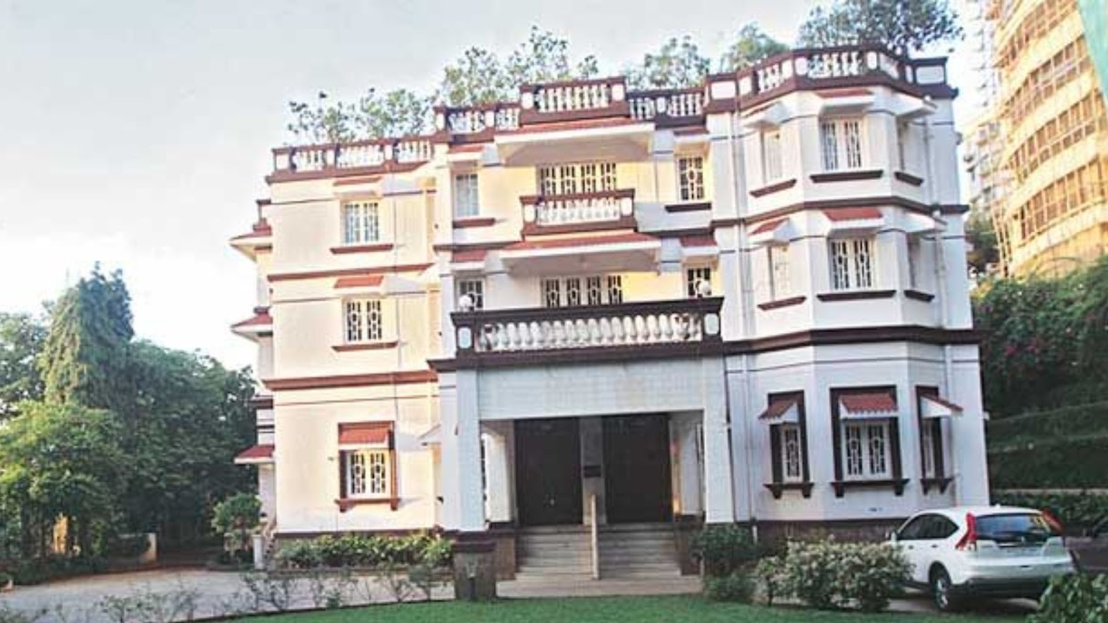 Jatia House: Standing out as one of India's most expensive properties..