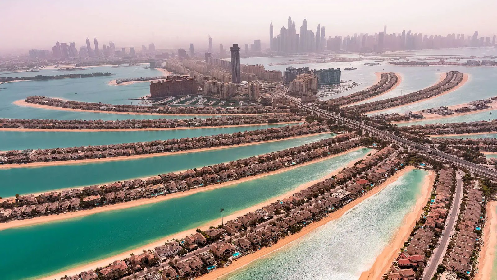 The Palm Jumeirah: Dubai famous buildings.